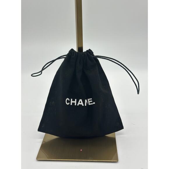 RARE Chanel Gold Suede Camellia Embossed‎ Classic Card Holder! - Picture 3 of 11